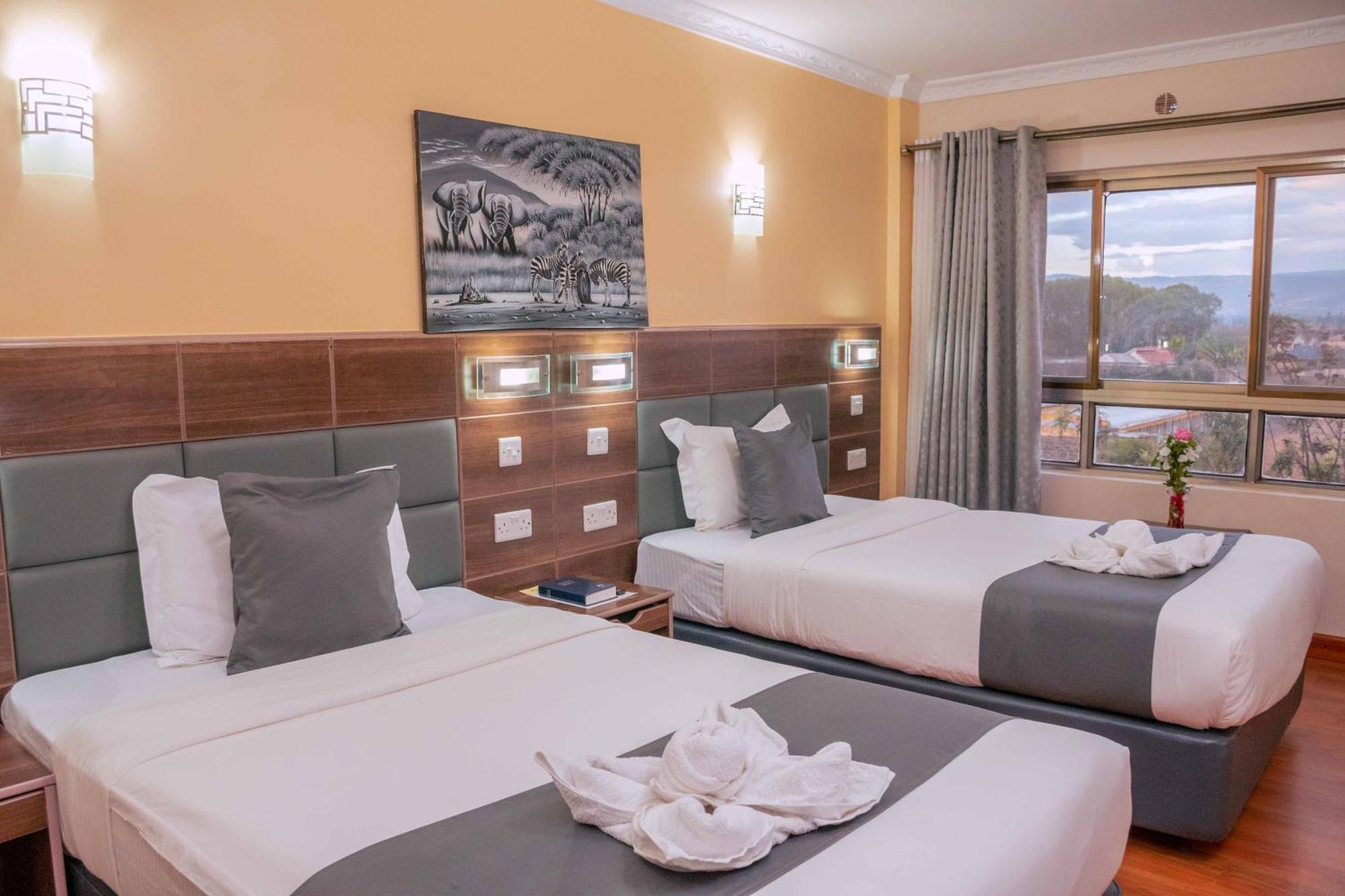 Buraha Zenoni Hotel And Resort ناكورو المظهر الخارجي الصورة