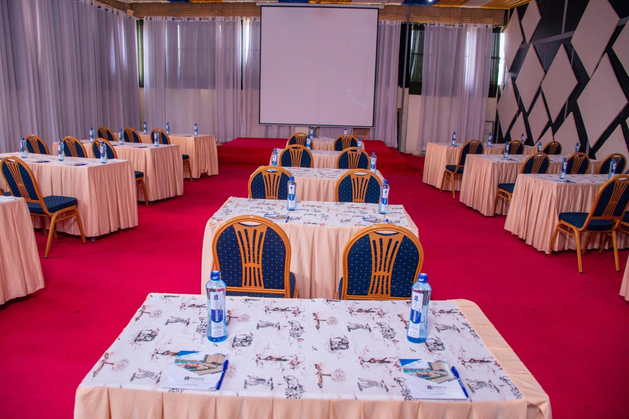 Buraha Zenoni Hotel And Resort ناكورو المظهر الخارجي الصورة